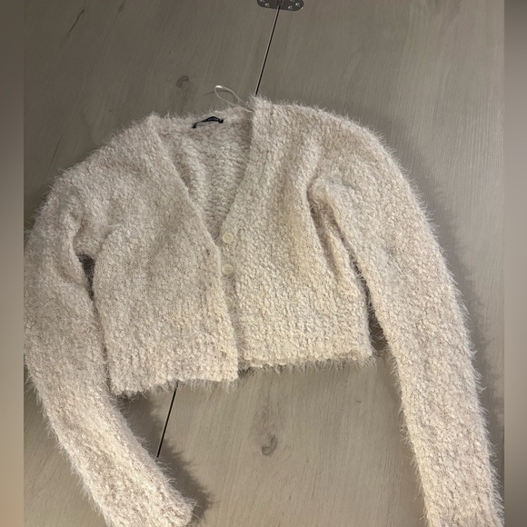Zara Tops - Zara Cream Textured Knit Sweater